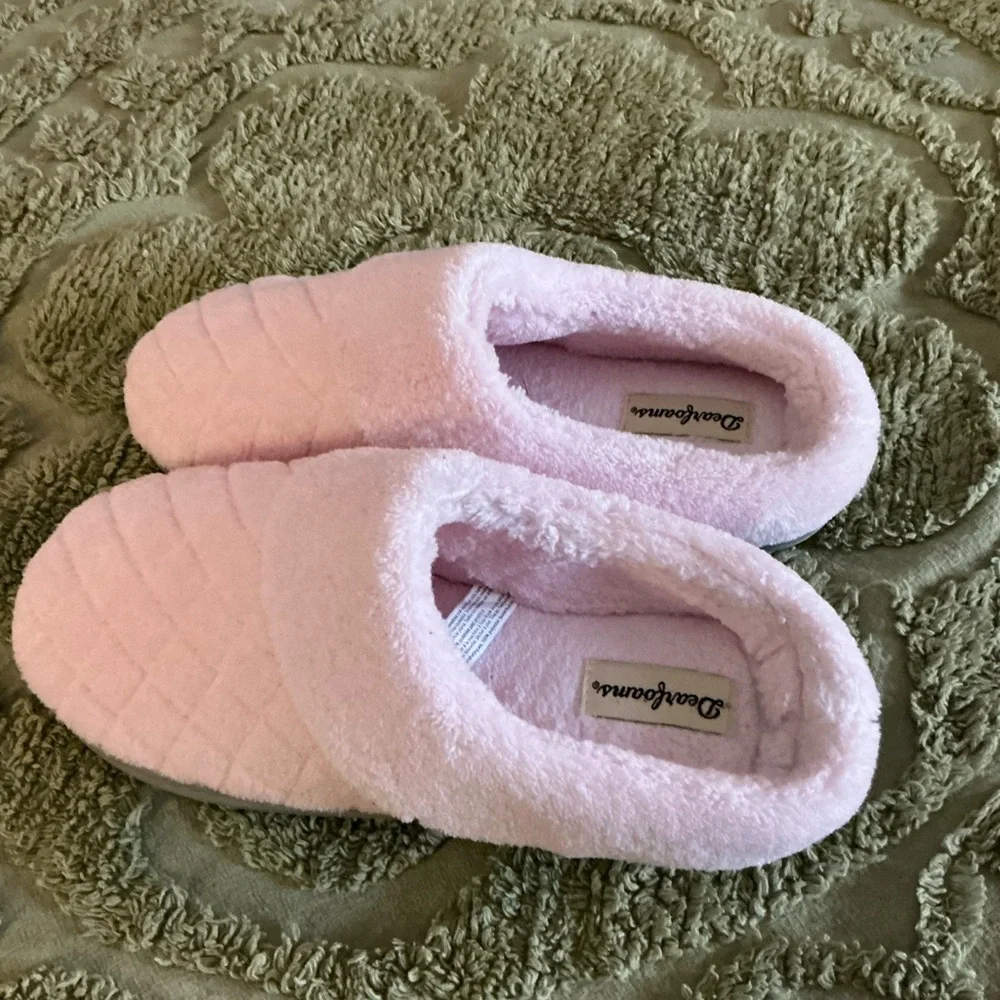Dearfoam Slippers - Picture 4 of 4